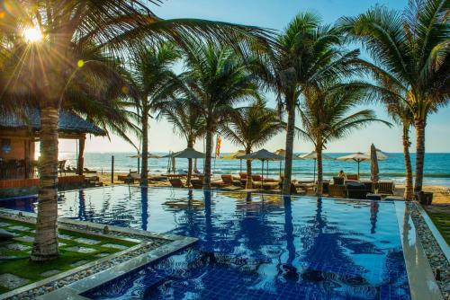 Hotel Ananda Resort