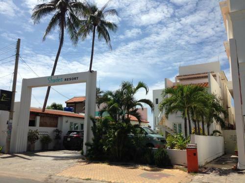 Hotel Shades Resort