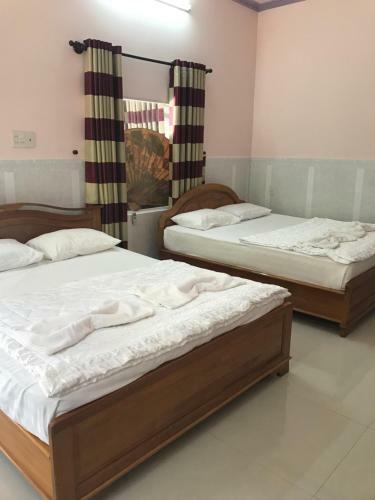 Hostal Anh Trang Guesthouse