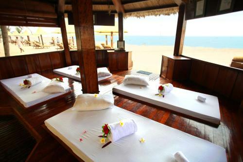 Hotel Coco Beach Resort