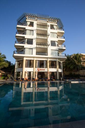 Hotel Unique Mui Ne Resort And Spa
