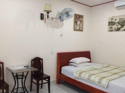 Hostal 247c/a Guest House
