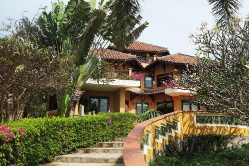 Hotel Poshanu Resort