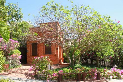 Hotel Poshanu Resort