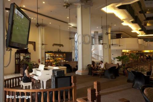 Hotel The Bayview Beach Resort