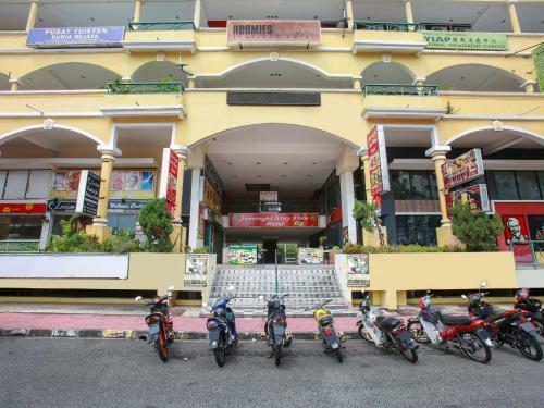 Hostal Zen Rooms Ferringhi Stay Iinn