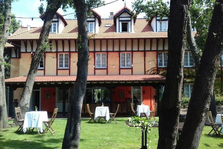 Hotel Torres De Somo