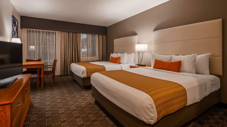 Hotel B.w Colony Inn
