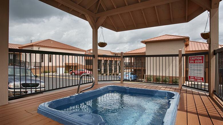 Hotel Best Western Center Pointe Inn