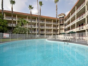Hotel Ramada Burbank Airport
