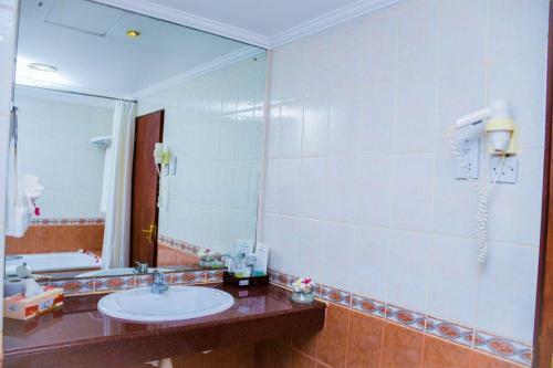 Hotel Golden Tulip Dar Es Salaam