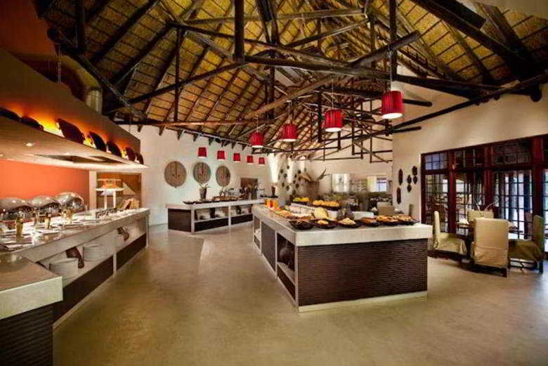 Hotel Kempinski Mokuti Lodge