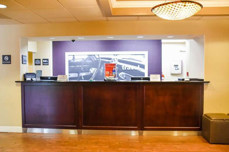 Hotel Hampton Inn Perry