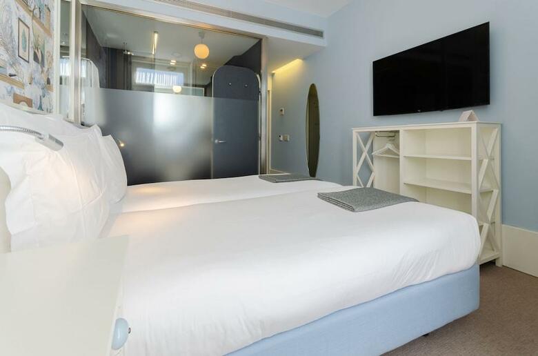 Lx Boutique Hotel