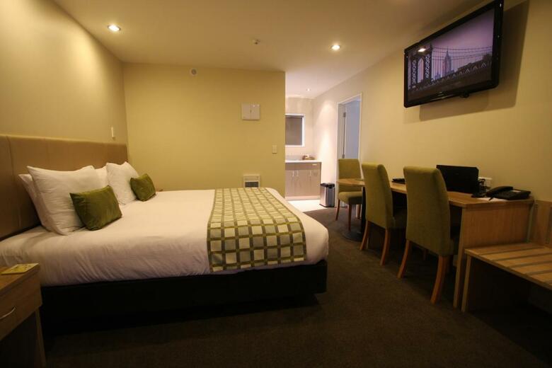Hotel Best Western 555 On Bayview