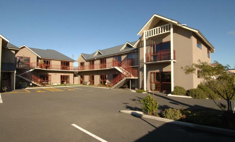 Hotel Best Western 555 On Bayview