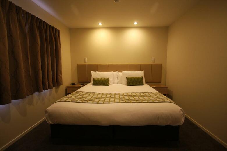 Hotel Best Western 555 On Bayview