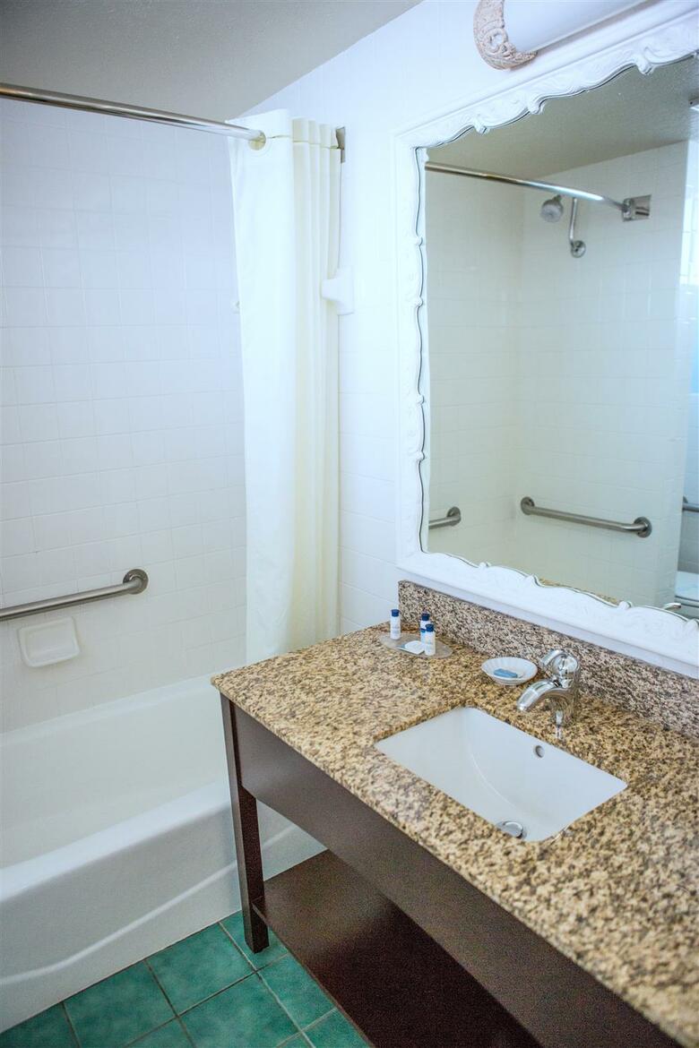 Hotel Bw Plus Yacht Harbour Inn