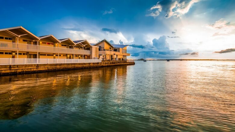 Hotel Bw Plus Yacht Harbour Inn