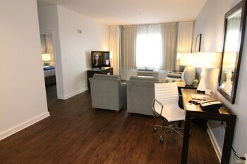 Hotel Indigo Fort Myers River District