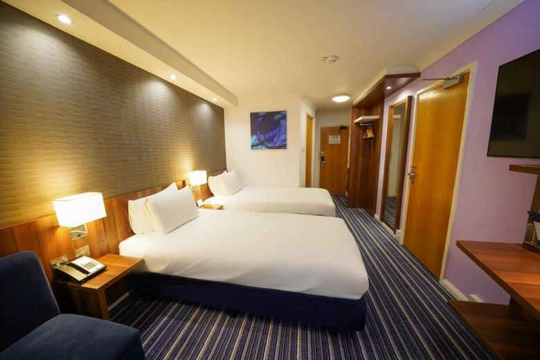 Hotel Holiday Inn Express Glenrothes