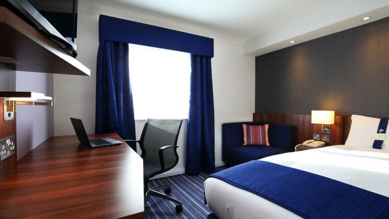Hotel Holiday Inn Express Glenrothes