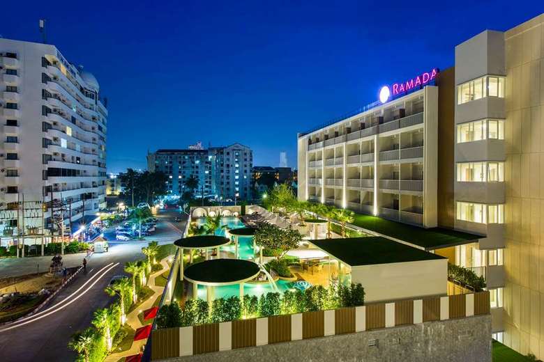 Hotel Ramada Phuket Deevana