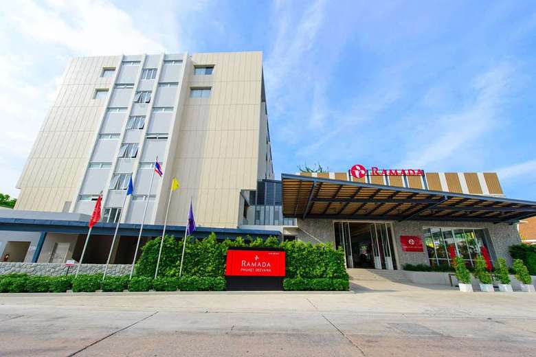 Hotel Ramada Phuket Deevana