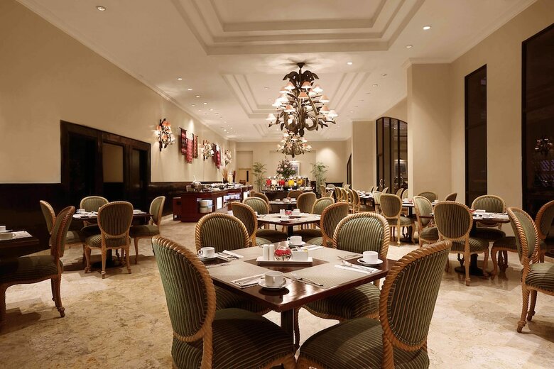 Hotel Aryaduta Lippo Village
