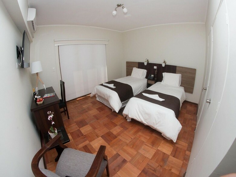 Hotel Plaza �u�oa