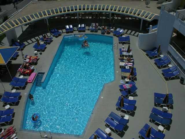 Kris Mari Hotel