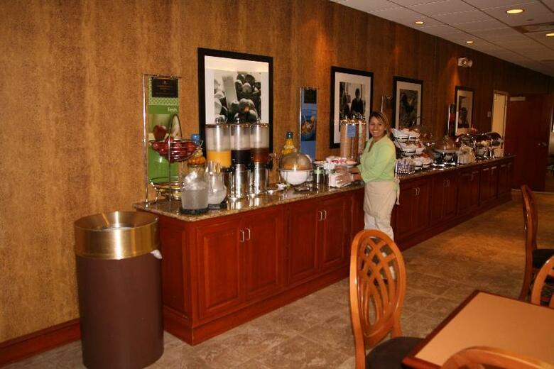 Hotel Hampton Inn Woodbridge