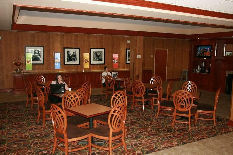 Hotel Hampton Inn Woodbridge