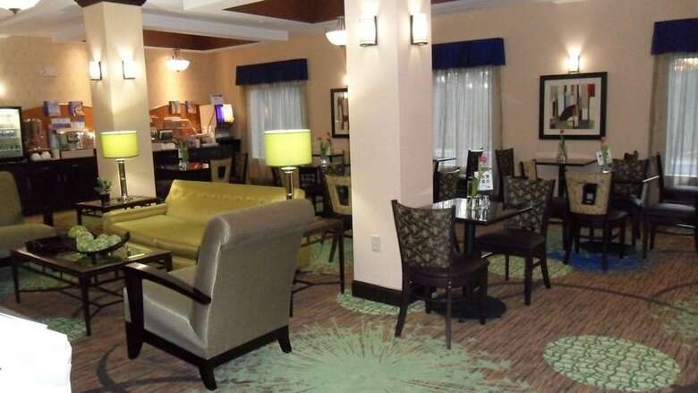 Hotel Holiday Inn Express Columbia