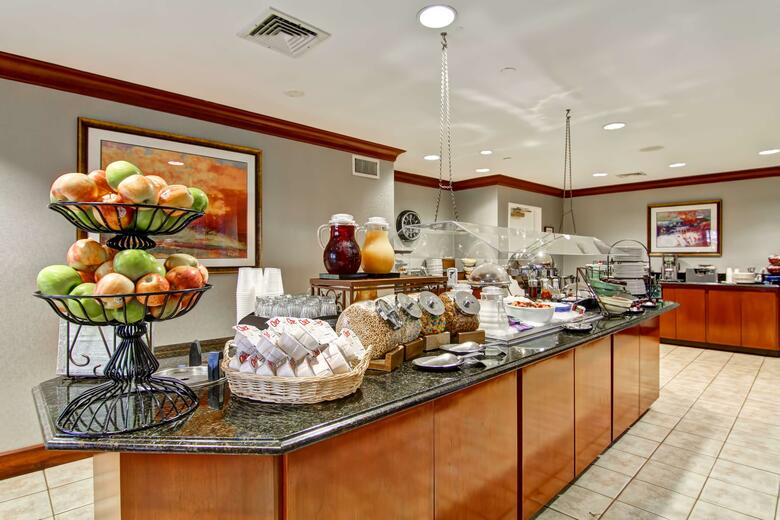 Hotel Homewood Suites By Hilton Stratford Ct