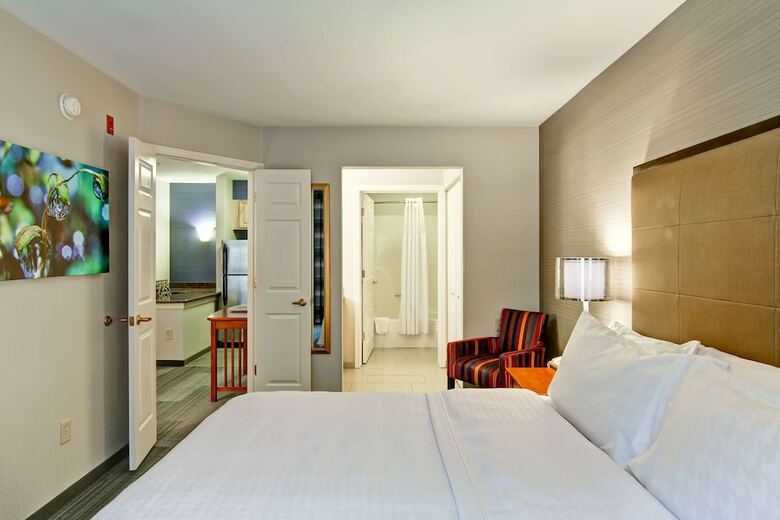 Hotel Homewood Suites By Hilton Stratford Ct