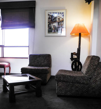 Albergue Alpackers B&B - Bed And Breakfast