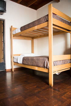 Albergue Alpackers B&B - Bed And Breakfast