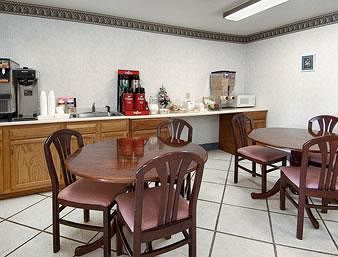 Hotel Days Inn And Suites Warsaw