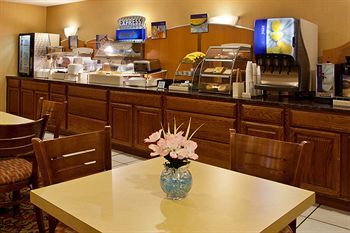 Hotel Holiday Inn Express Mt. Vernon