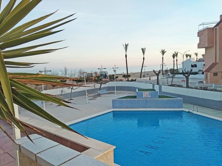 Apartamentos Argenta- Caleta 3000