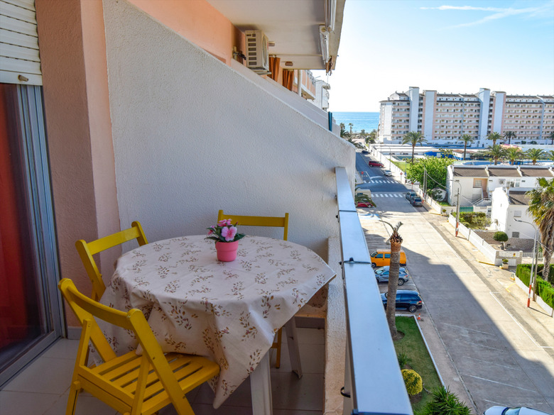 Apartamentos Pe�ismar I Y II 3000