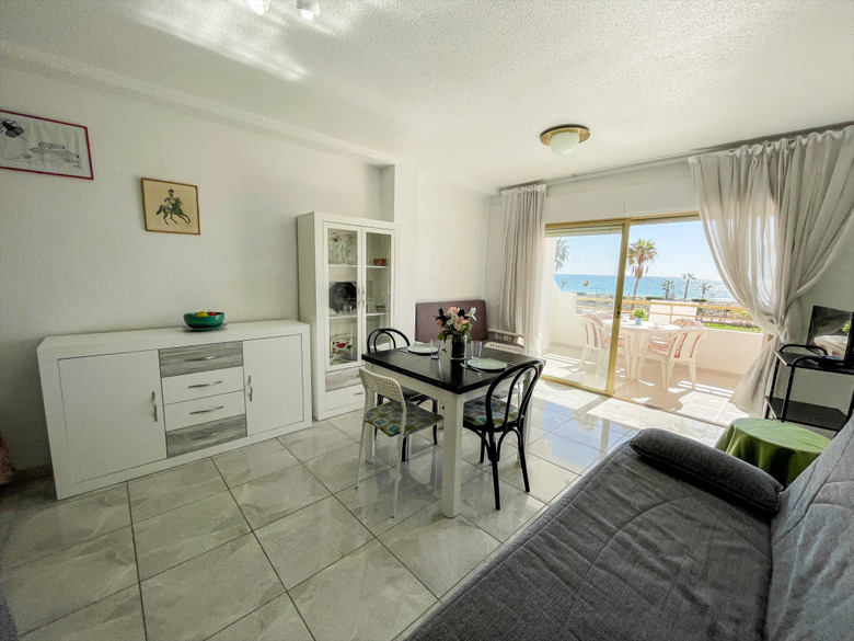 Apartamentos Pe�ismar I Y II 3000