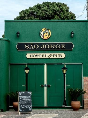 S�o Jorge Pub Hostel