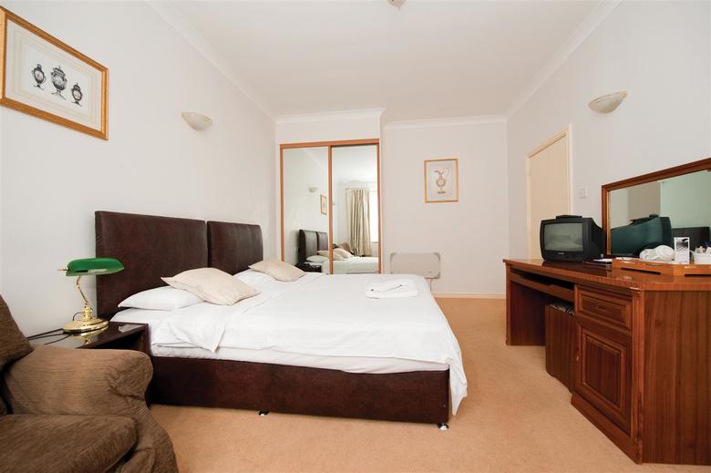 Best Western Normanton Park Hotel