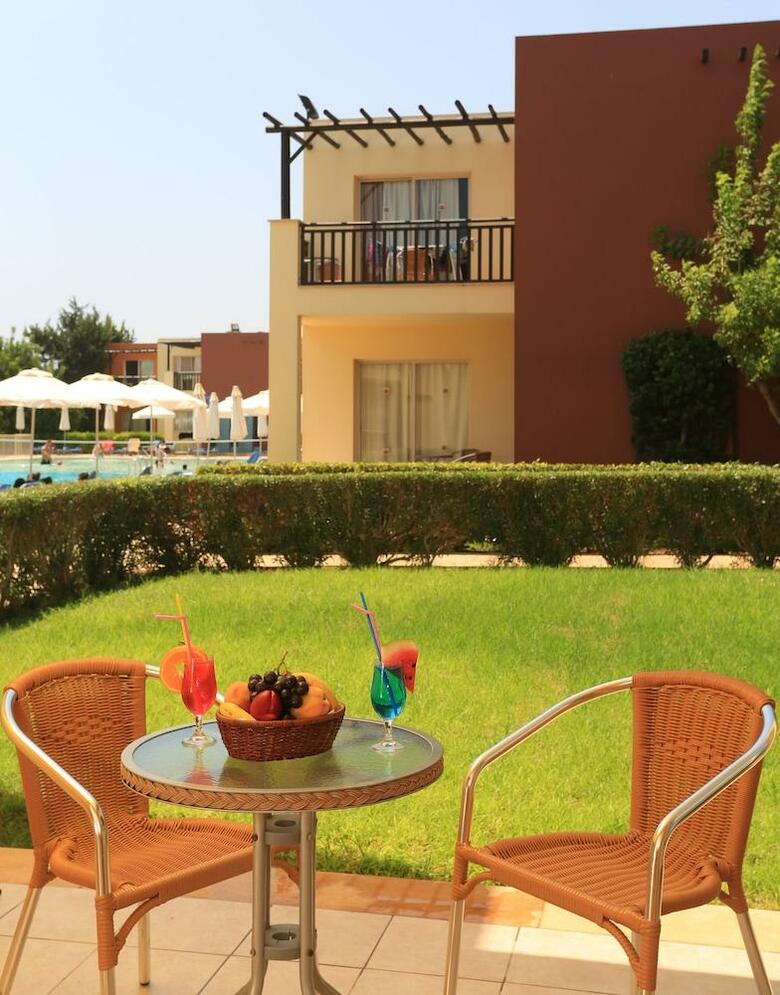 Hotel Panas Holiday Village
