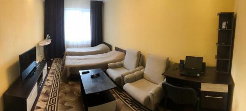 Zhanybek Apartment