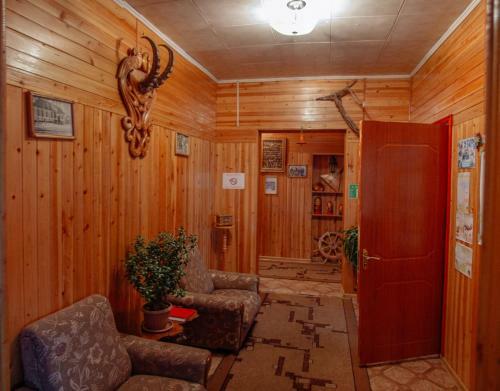 Hotel Enirest