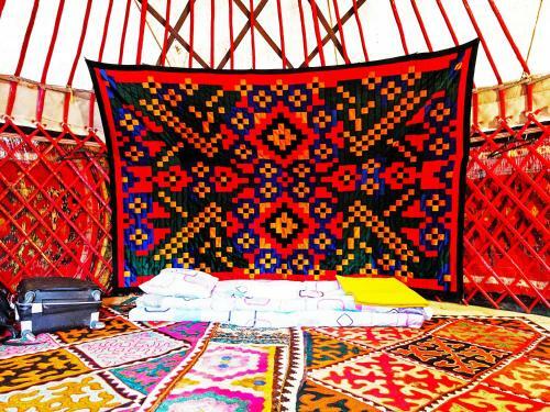 Duet Hostel