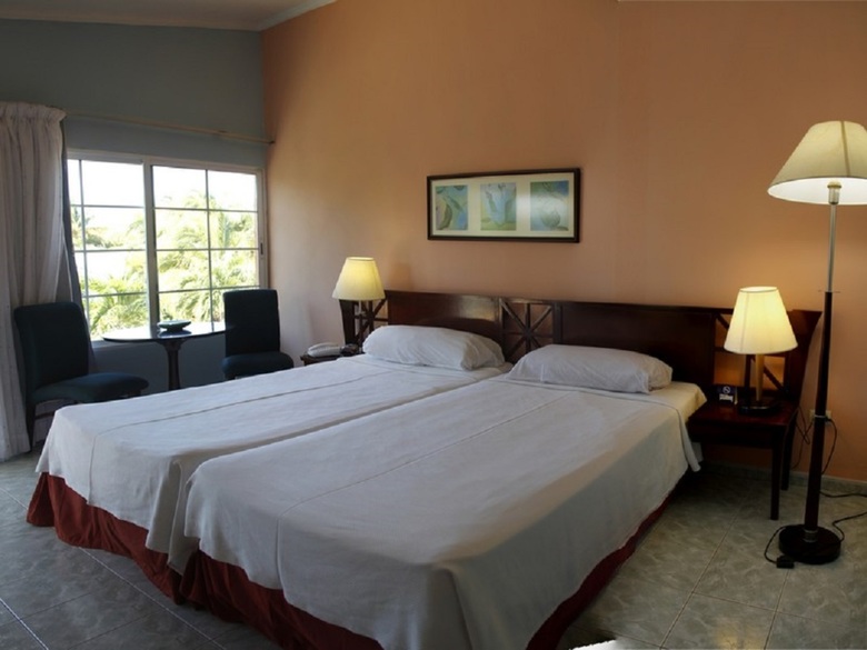 Hotel Occidental Arenas Blancas